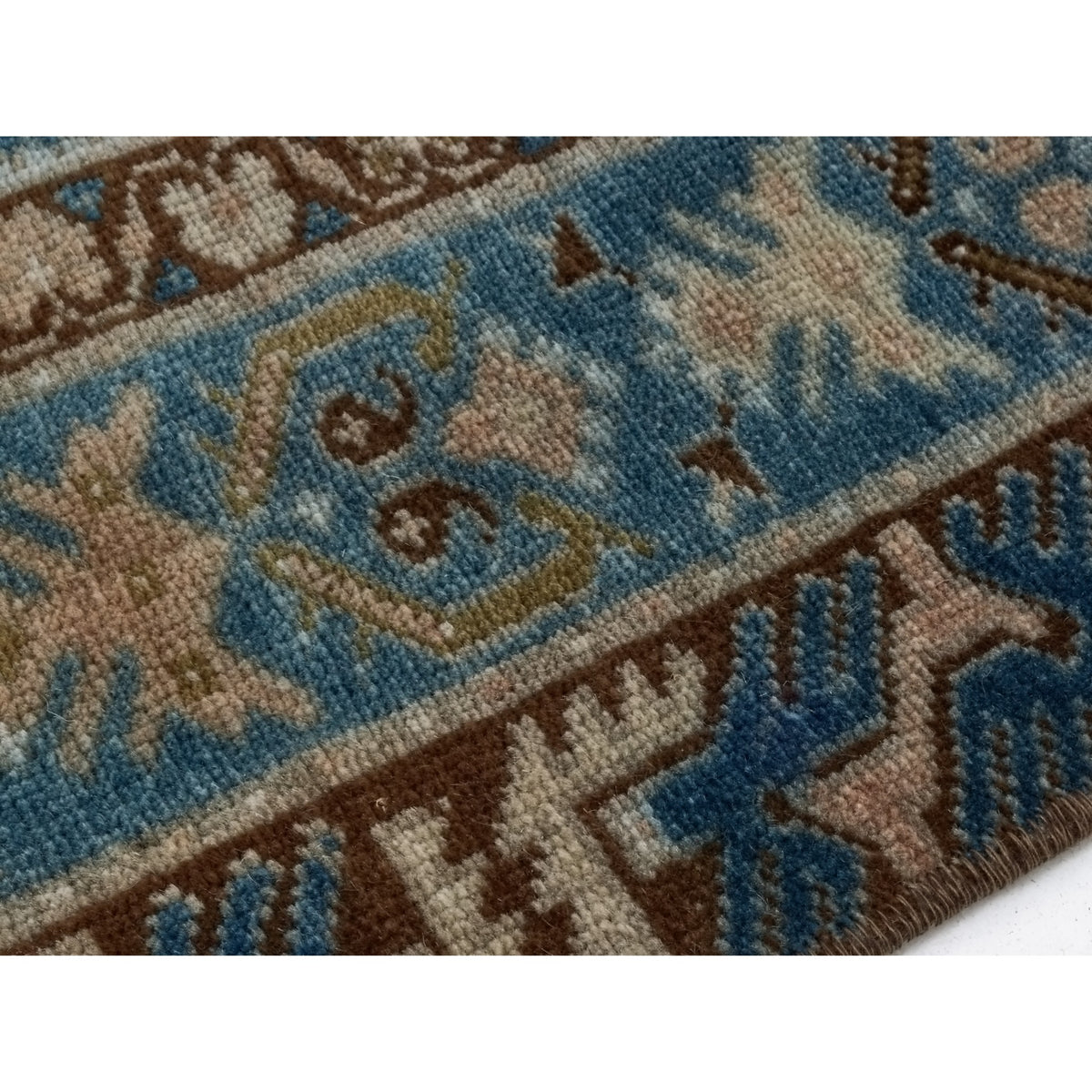 Buza - (3'4'' x 5'10'') Vintage Turkish Rug