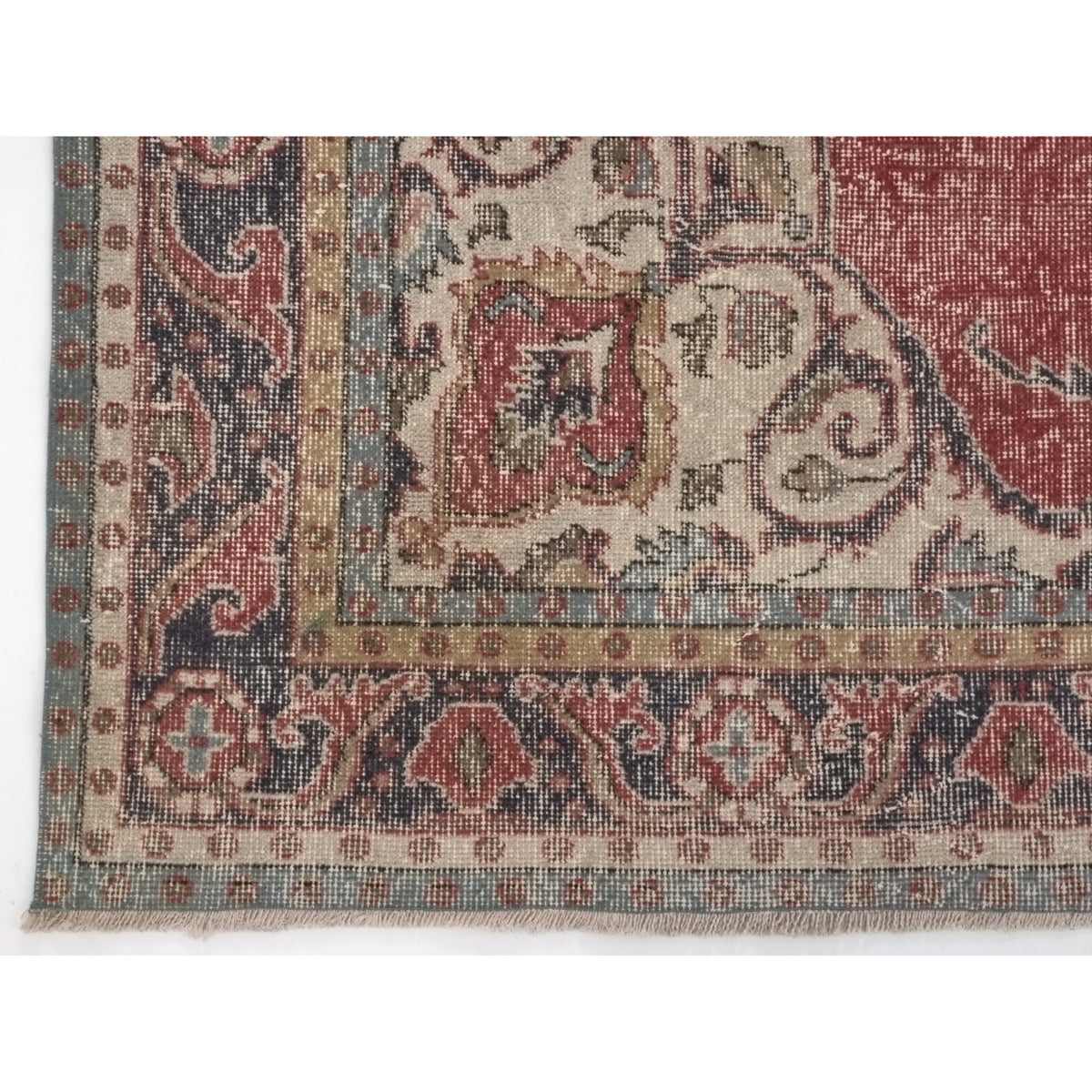 Hinai - (6'9'' x 11') Vintage Turkish Rug