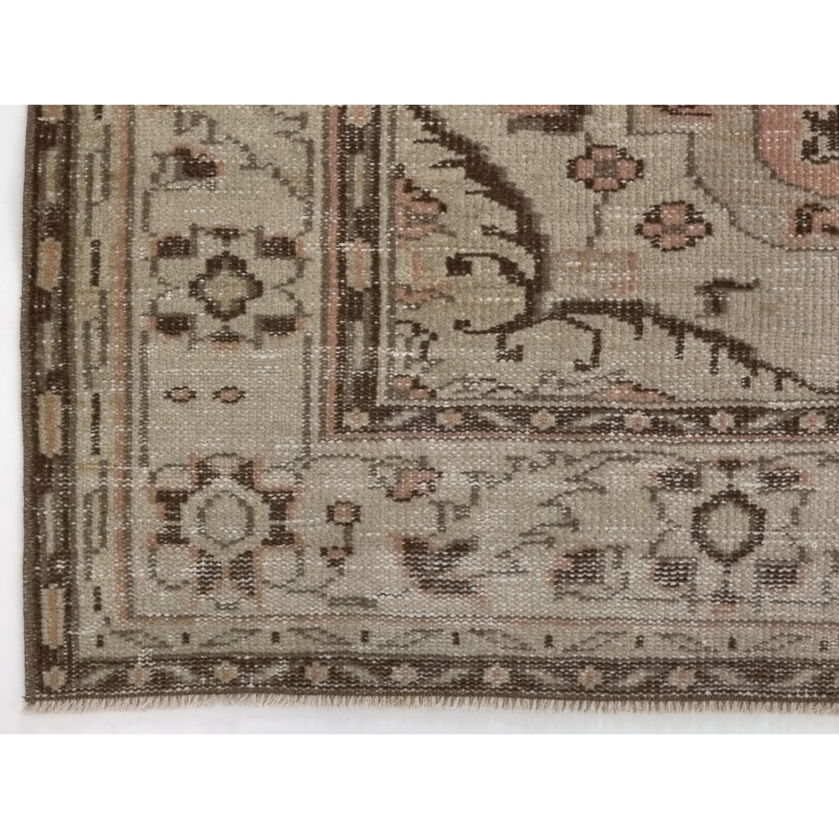 Cemara - (6'3'' x 9'8'') Vintage Turkish Rug