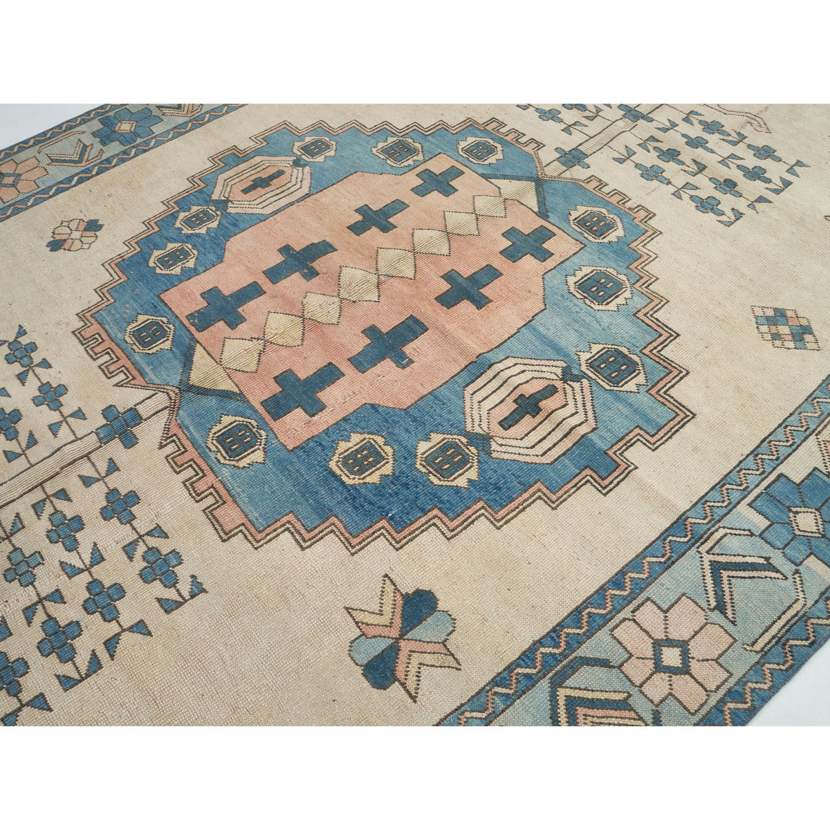 Ramesh - (7'7" x 11') Oriental Turkish Rug