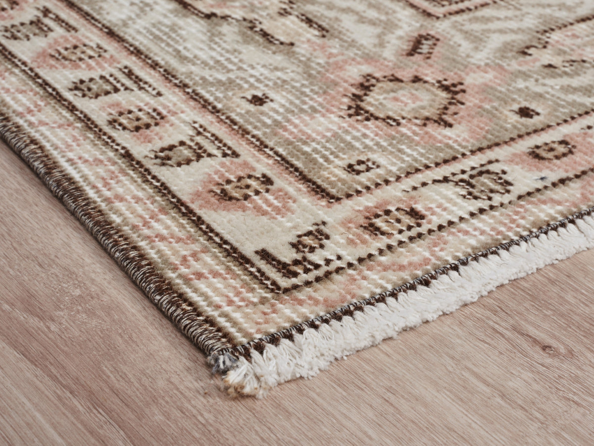 5'6" x 8'10" Neutral Vintage Turkish Area Rug