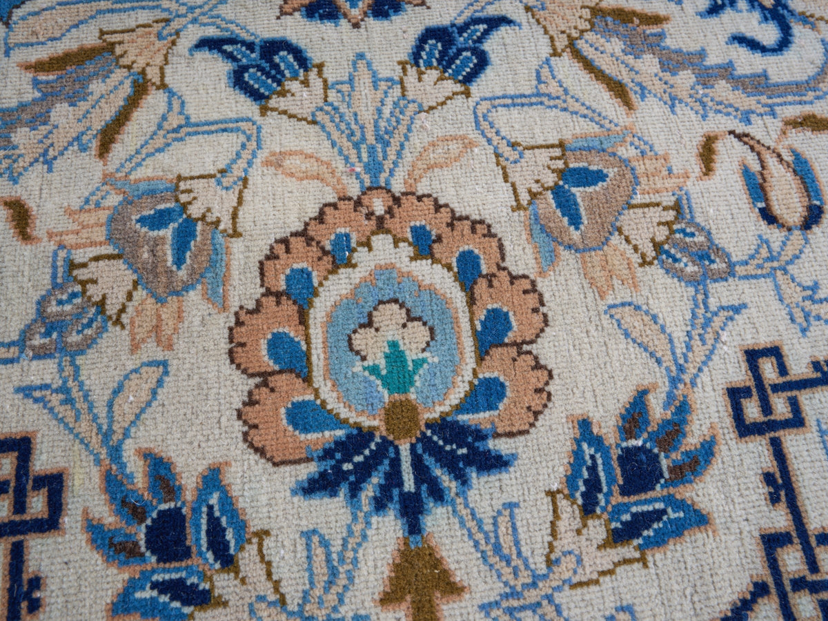 7'10" x 10'2" Oriental Persian Style Blue Floral Rug