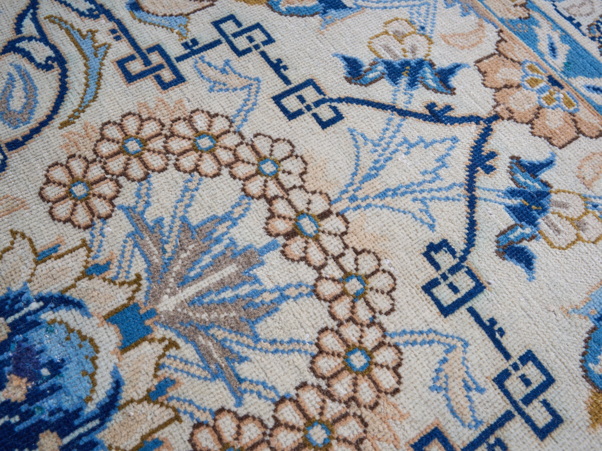 7'10" x 10'2" Oriental Persian Style Blue Floral Rug