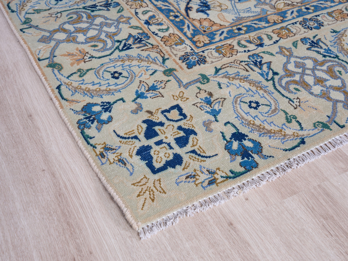 7'10" x 10'2" Oriental Persian Style Blue Floral Rug