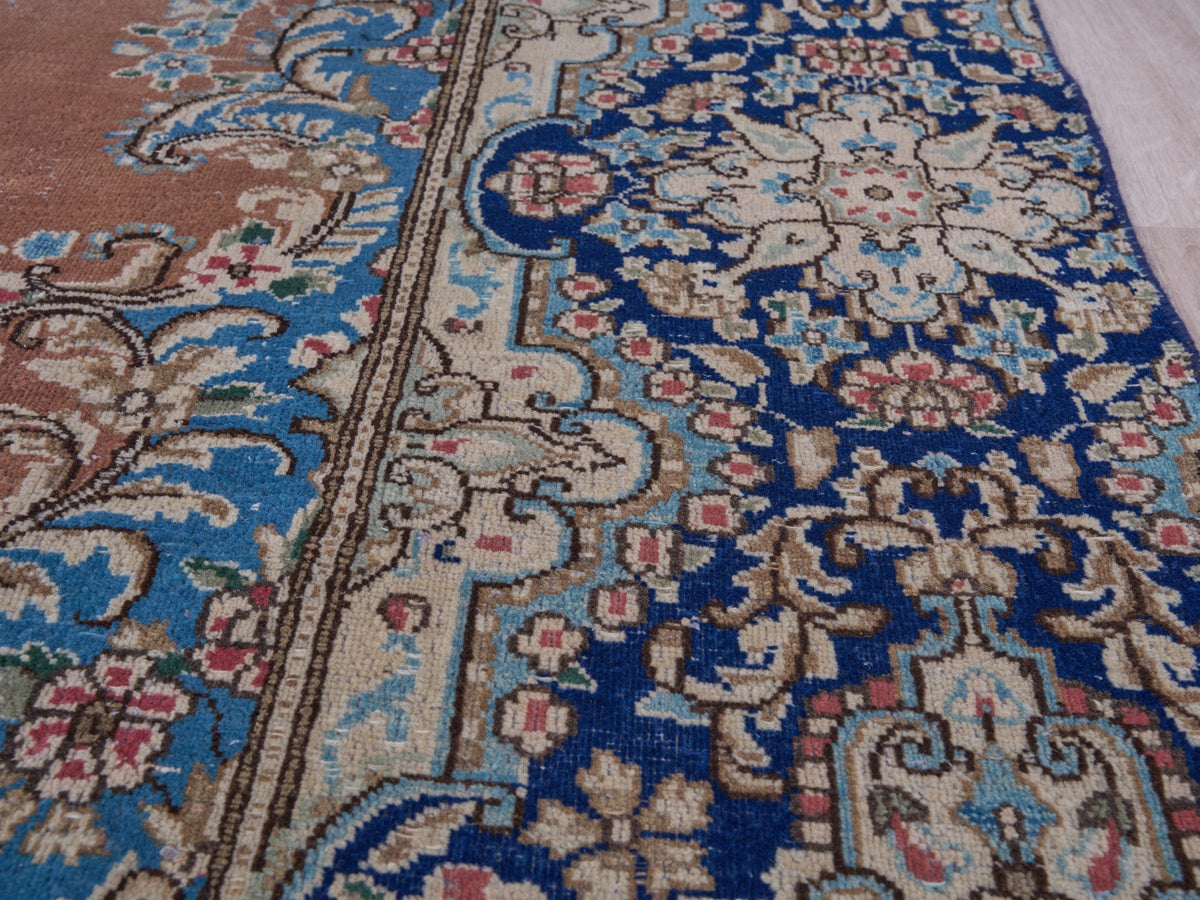 8'11" x 12'7" Oriental Persian Style Oversize Rug