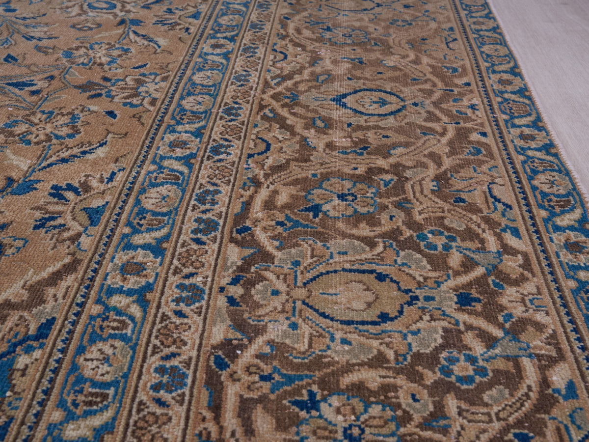 9'3" x 12'10" Oriental Persian Style Neutral Rug