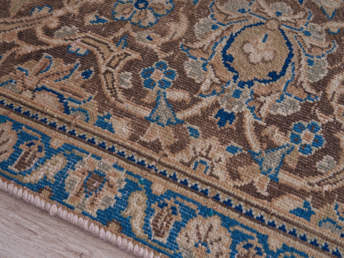 9'3" x 12'10" Oriental Persian Style Neutral Rug