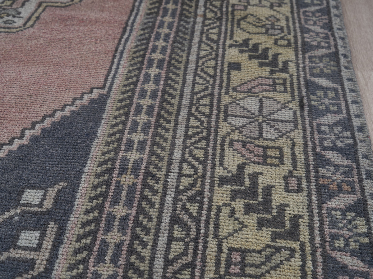 4'4" x 8'1" Vintage Turkish Handmade Rug