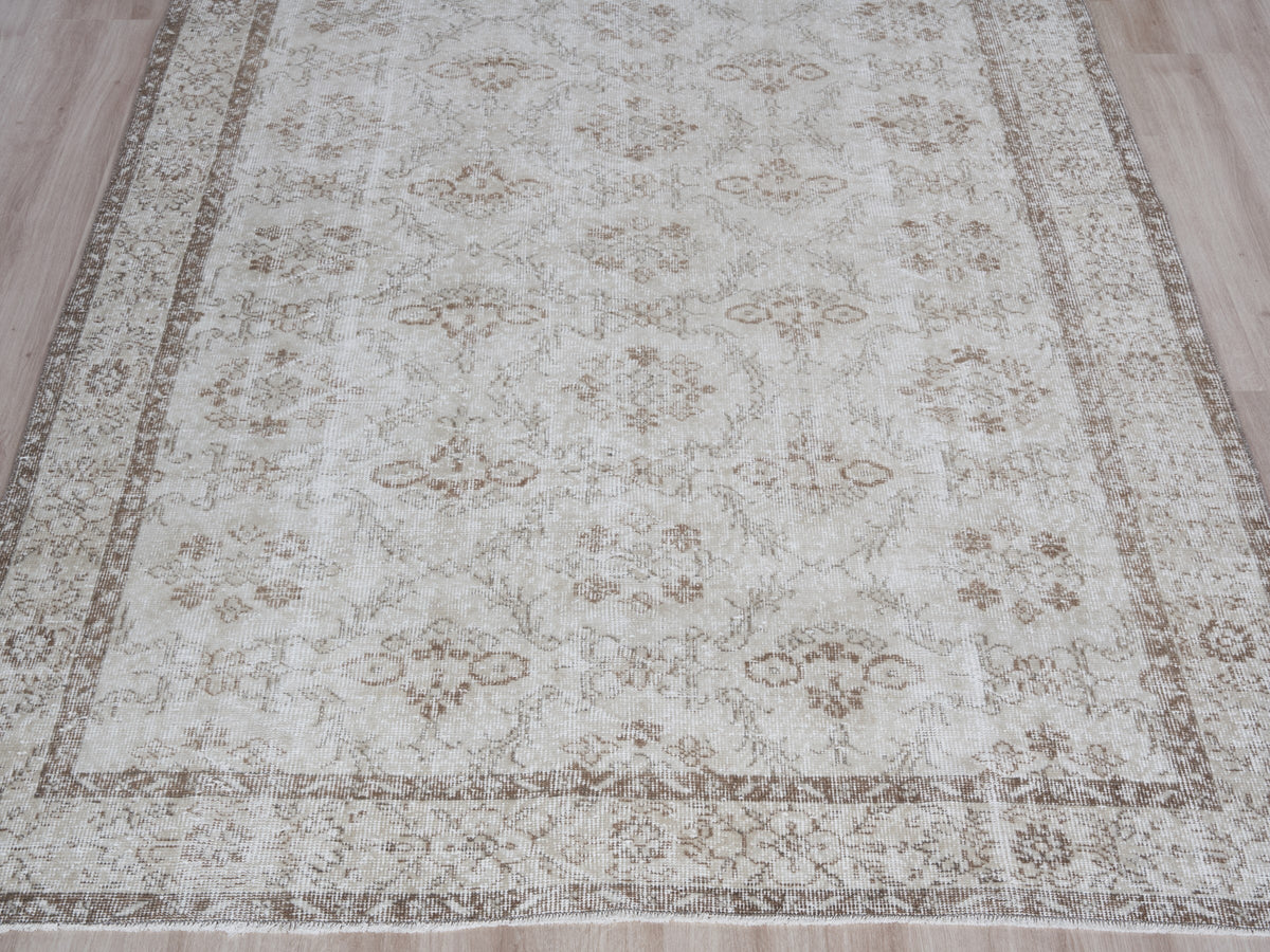 6' x 9'8" Neutral Vintage Turkish Area Rug