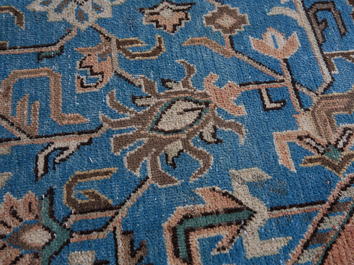 7'11" x 11'9" Oriental Blue Persian Style Rug