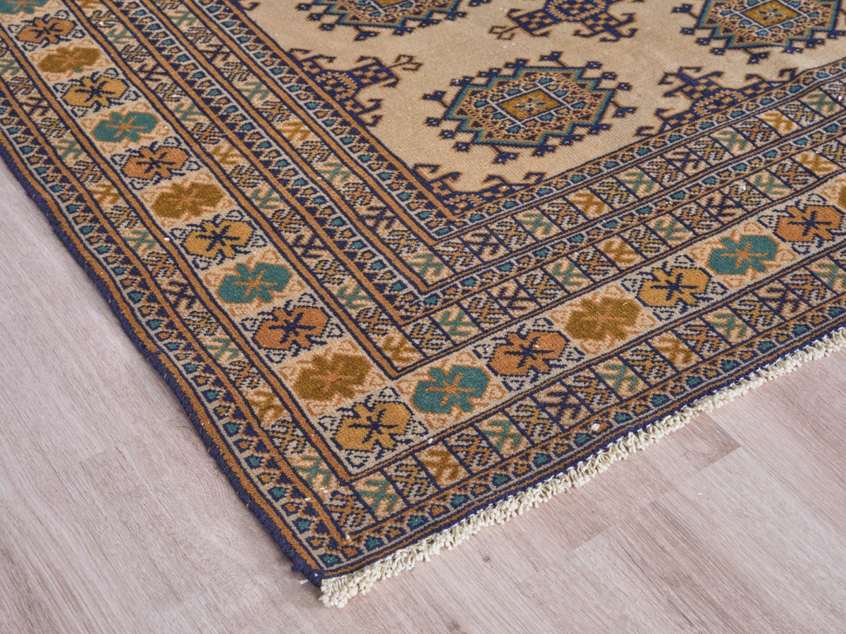 6'11" x 9'7" Oriental Handwoven Persian Style Area Rug