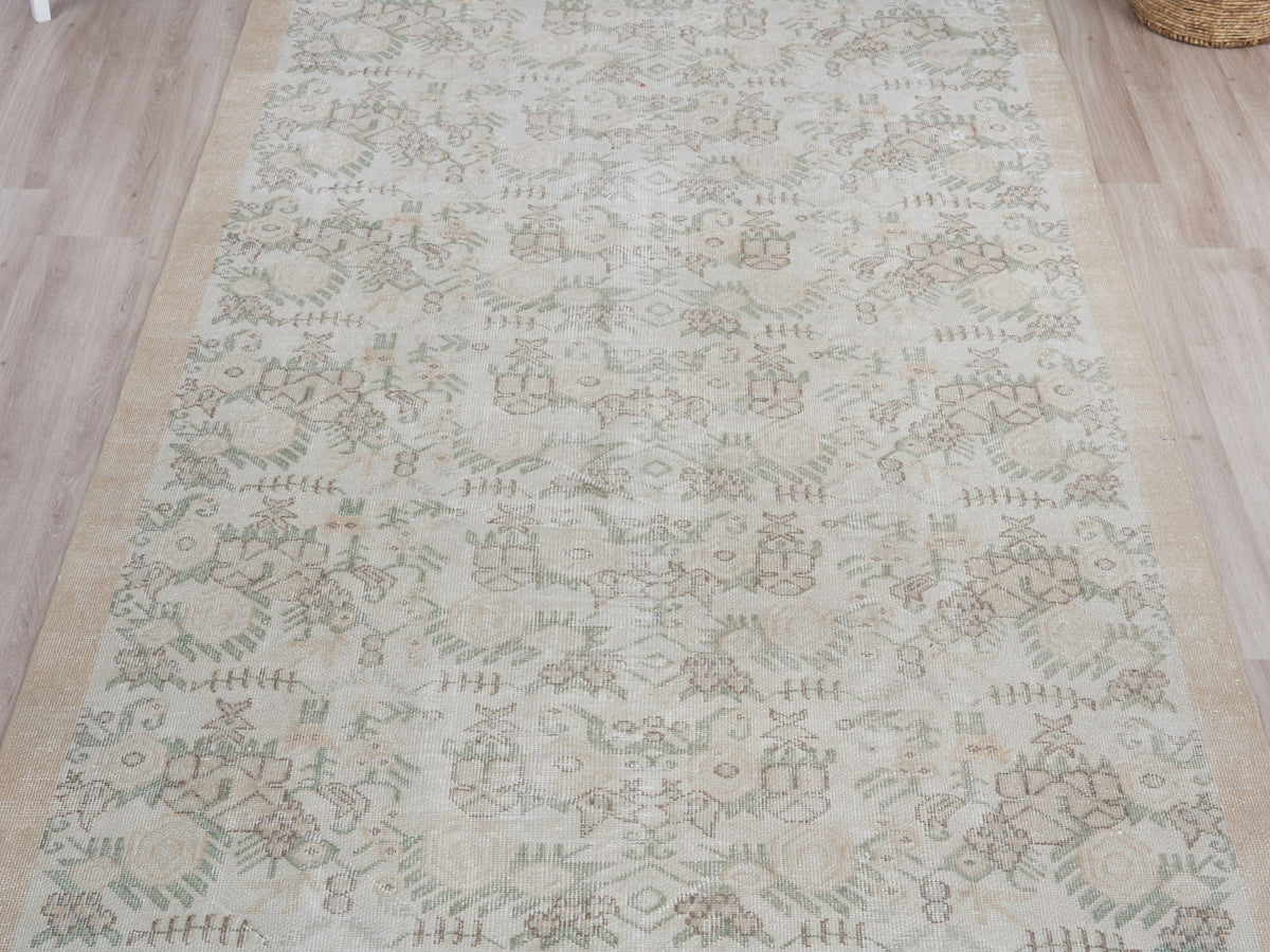 5'3" x 9'3" Neutral Turkish Vintage Area Rug