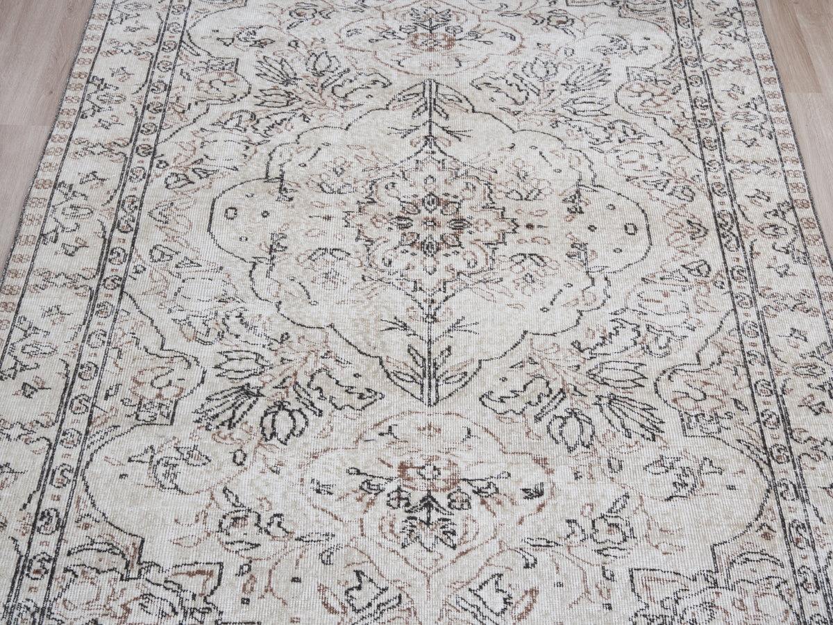 5'5" x 8'7" Neutral Vintage Turkish Area Rug