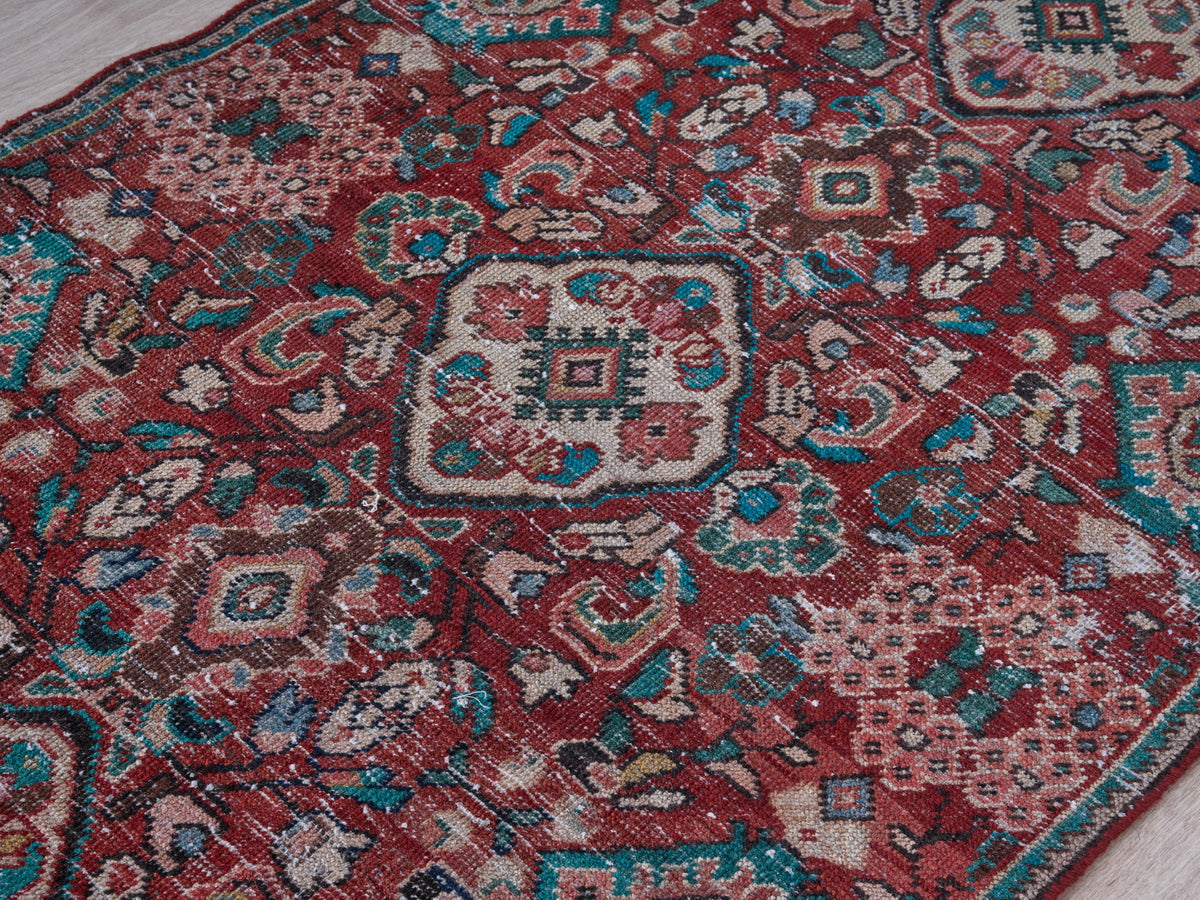 3'5" x 5'7" Oriental Persian Style Red Rug