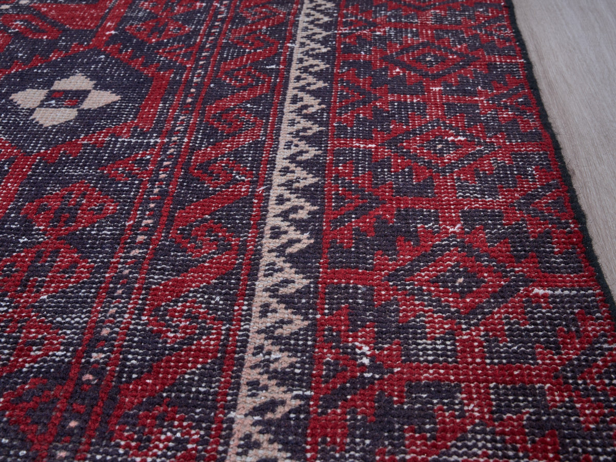 4'2" x 8'6" Oriental Persian Style Red Entryway Rug