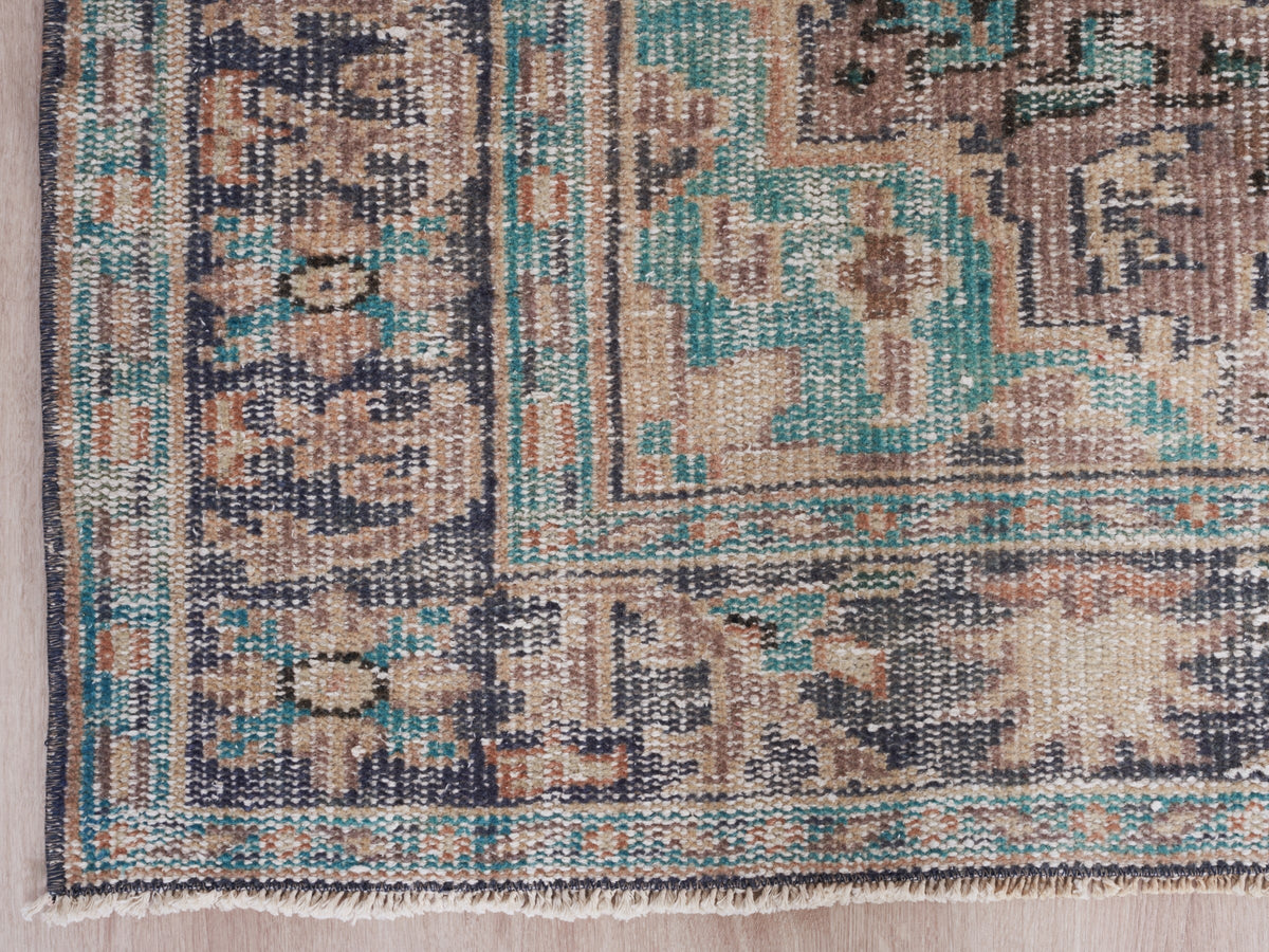 6'2" x 8'11" Vintage Turkish Hand-Knotted Rug