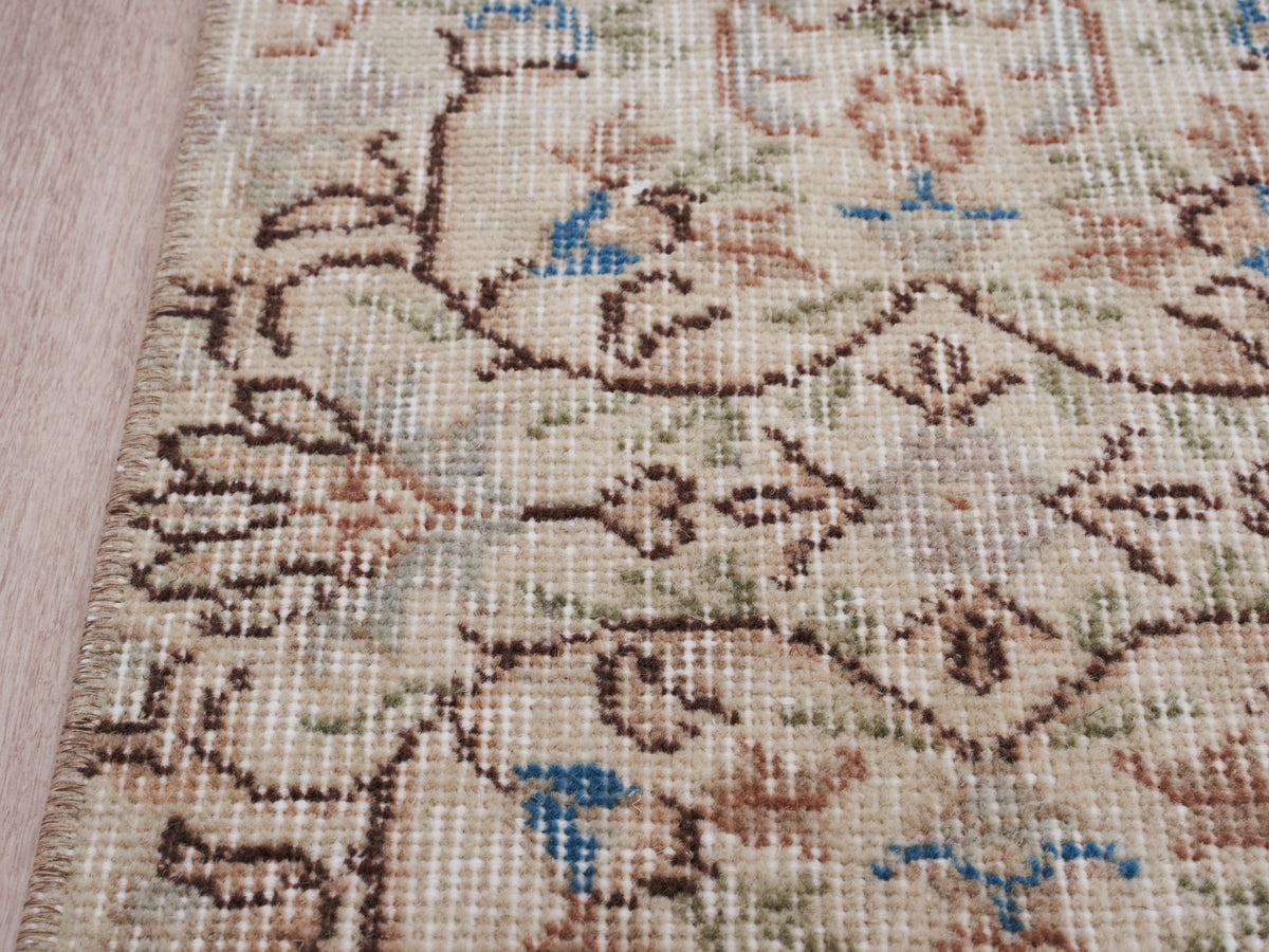 3'5" x 5'9" Hand-Knotted Vintage Turkish Scatter Rug