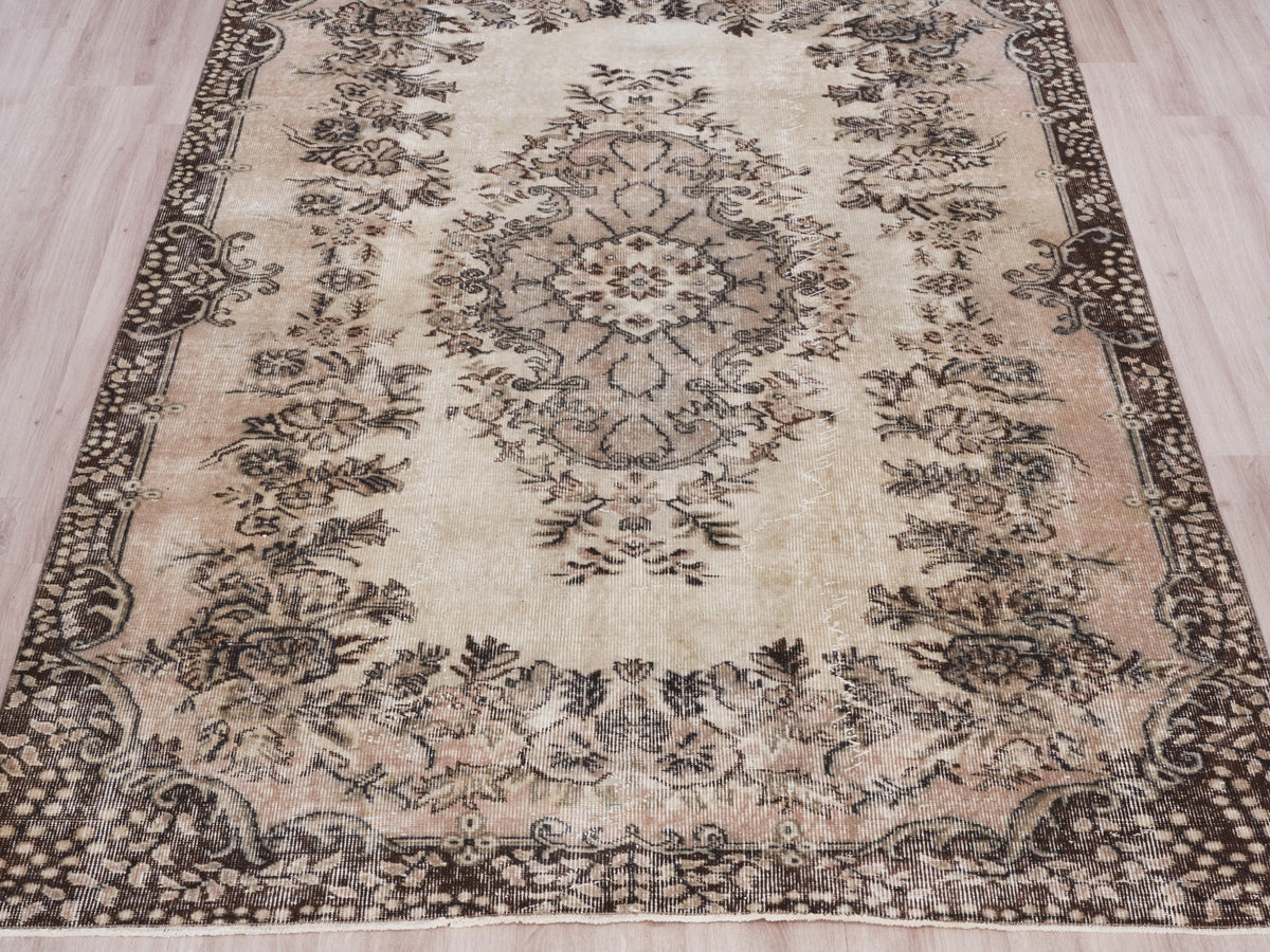 5'7" x 8'10" Brown Beige Pink Vintage Turkish Area Rug