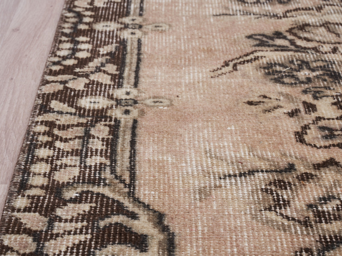 5'7" x 8'10" Brown Beige Pink Vintage Turkish Area Rug