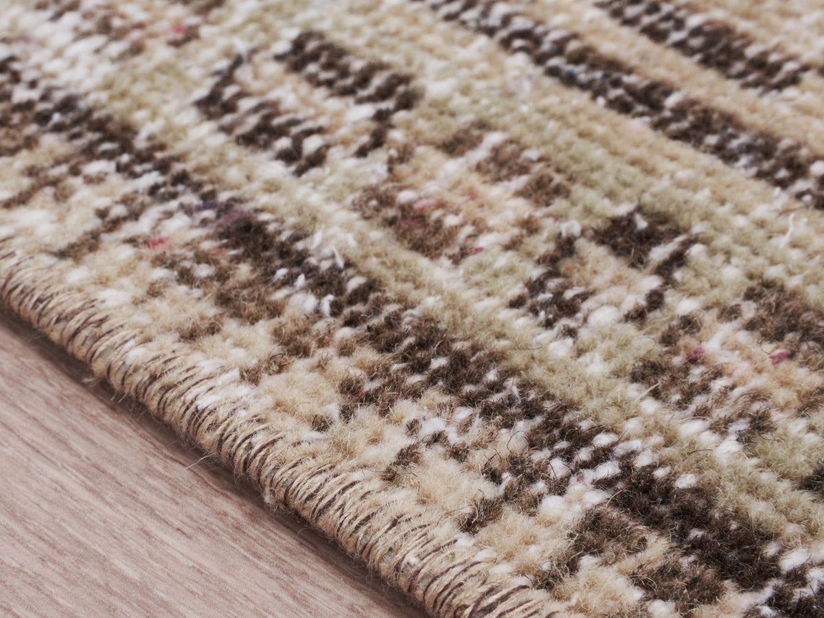 5'7" x 9'1" Beige Vintage Turkish Area Rug