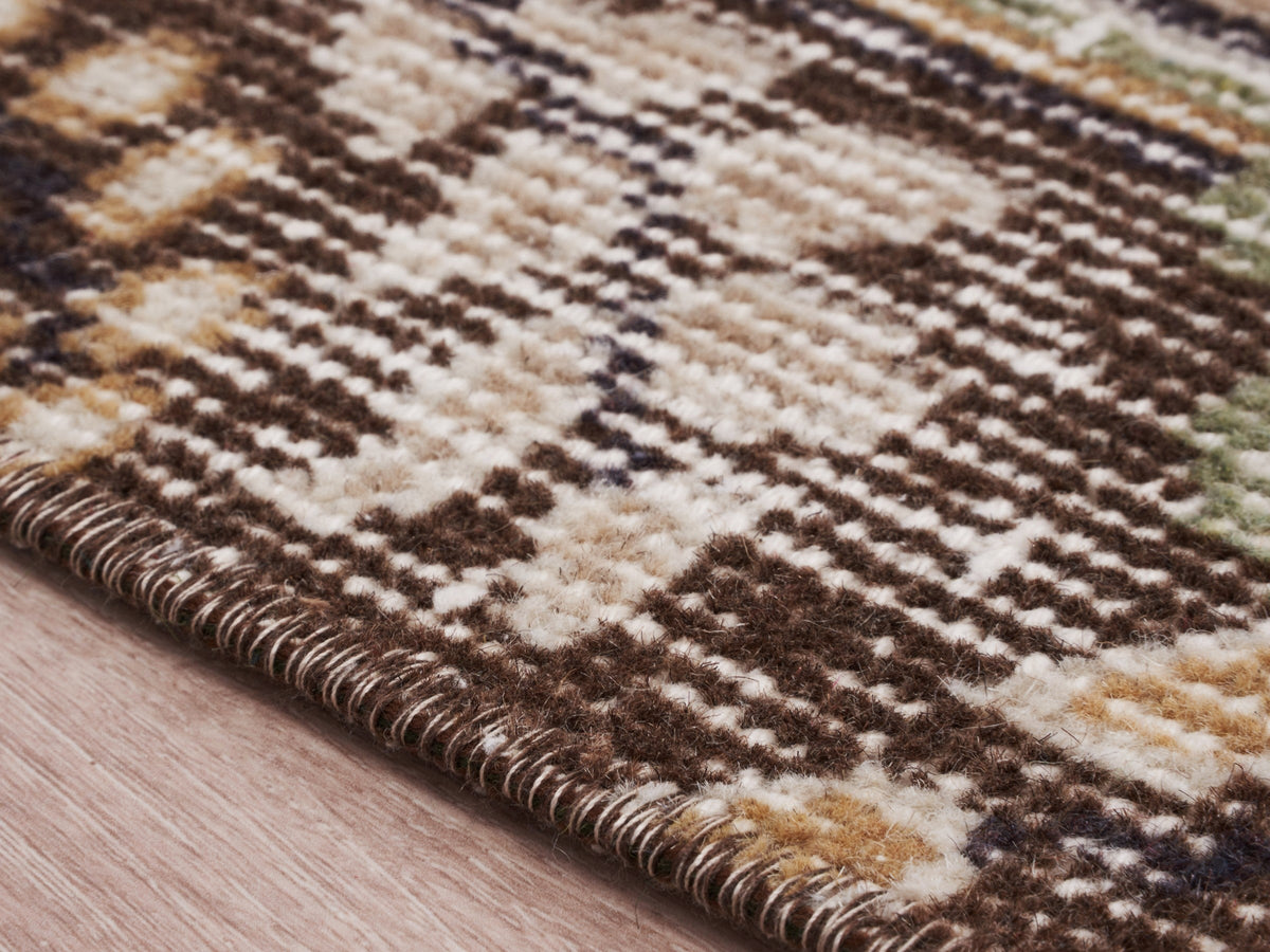 5'7" x 9'5" Beige Brown Vintage Turkish Area Rug