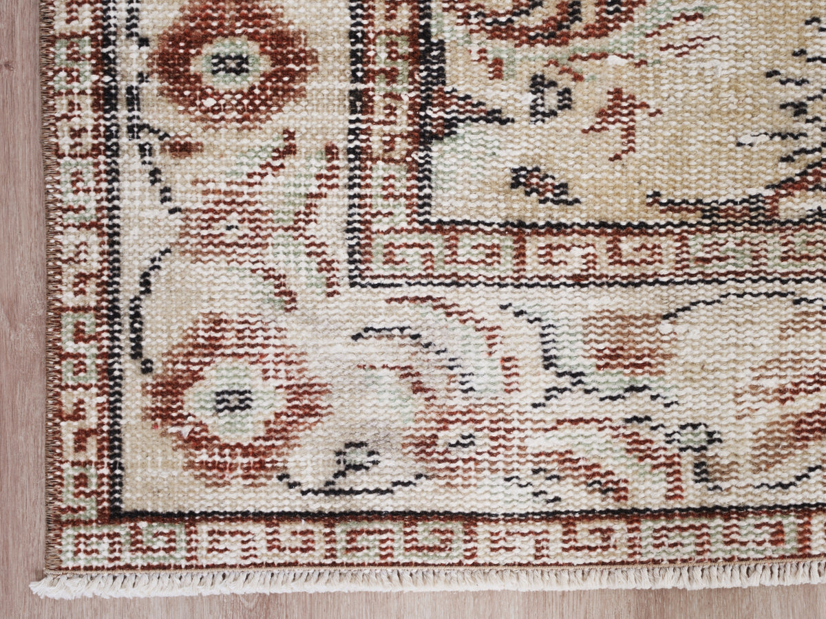 5'5" x 9'1" Neutral Vintage Hand-Knotted Area Rug