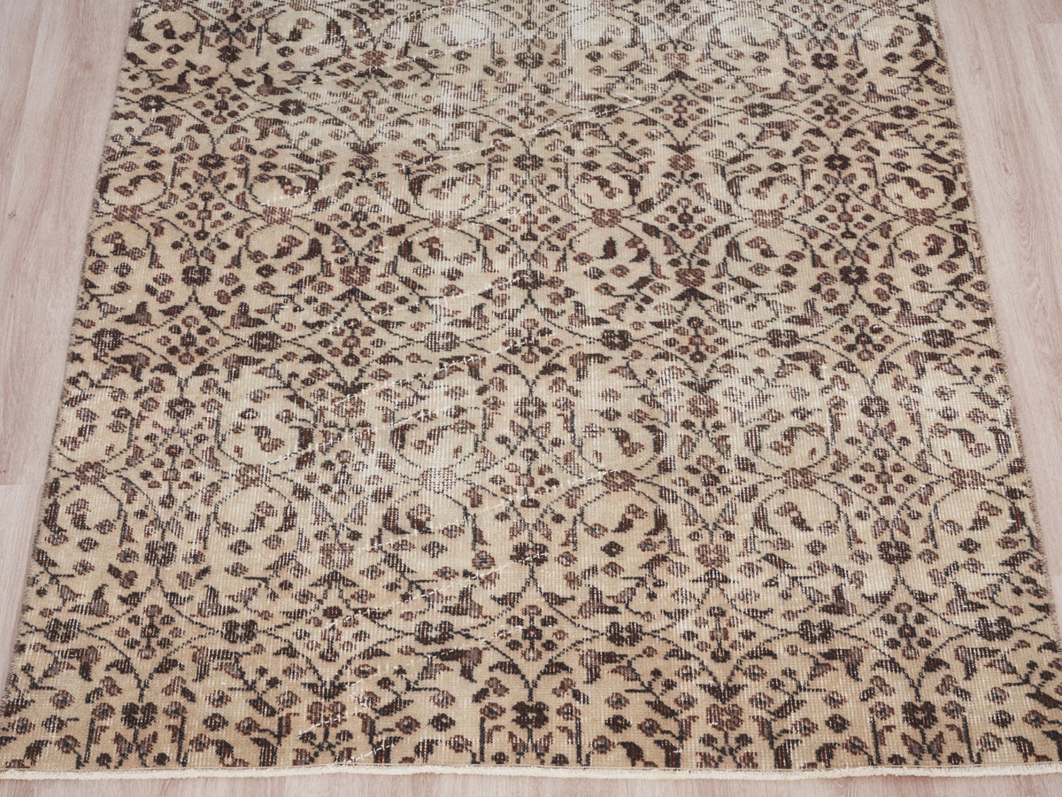 3'8" x 6'4" Brown Beige Vintage Scatter Rug