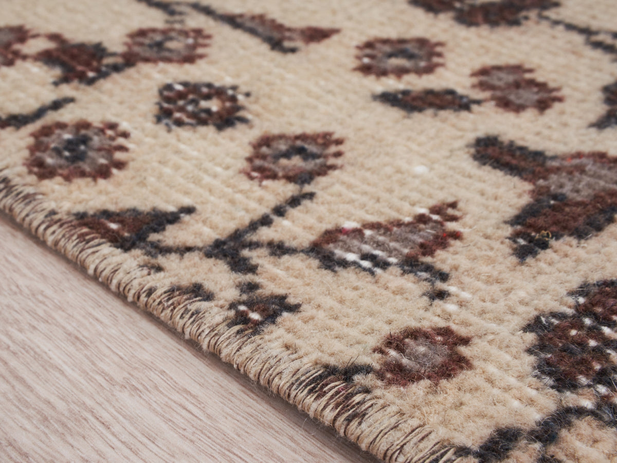 3'8" x 6'4" Brown Beige Vintage Scatter Rug