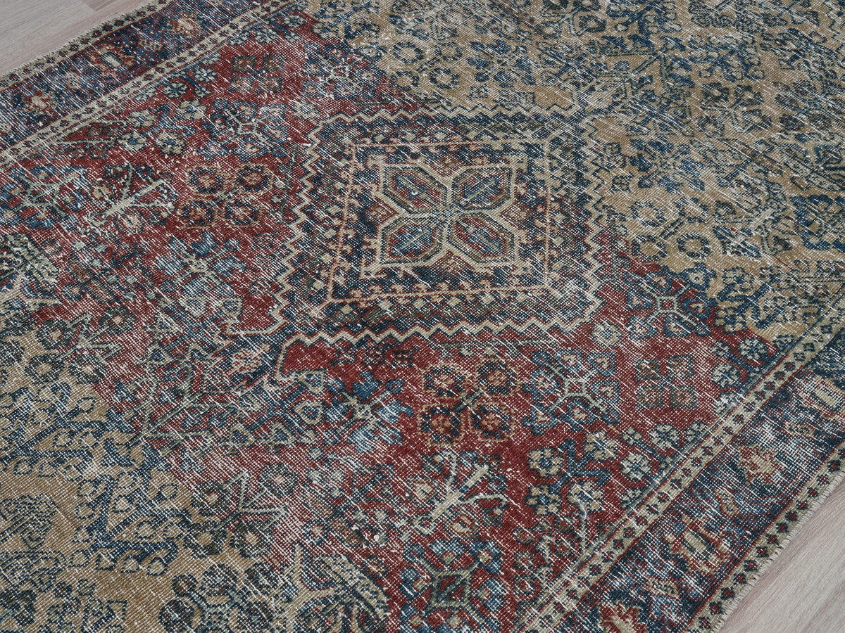 4'1" x 6'5" Vintage Persian Style Rug