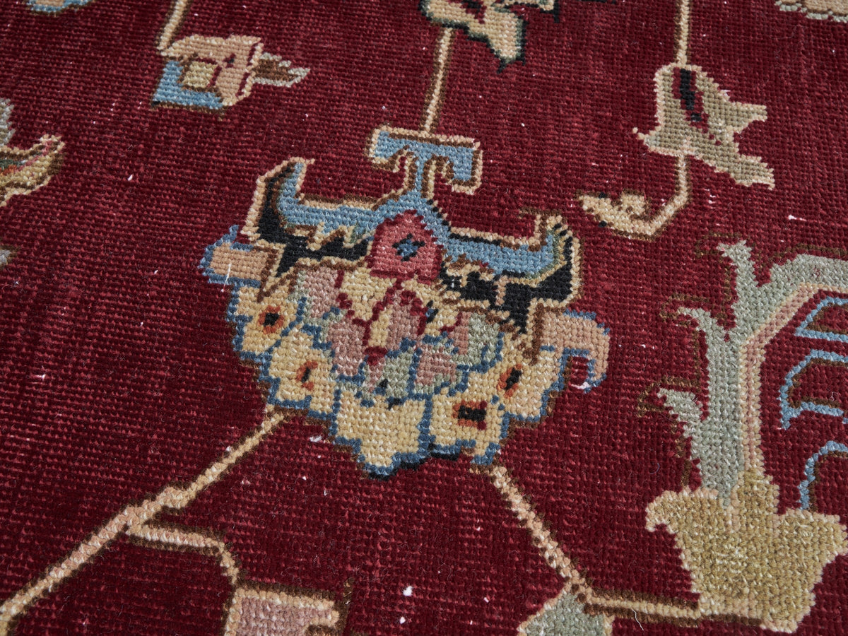 9'8" x 11'11" Oriental Persian Style Rug