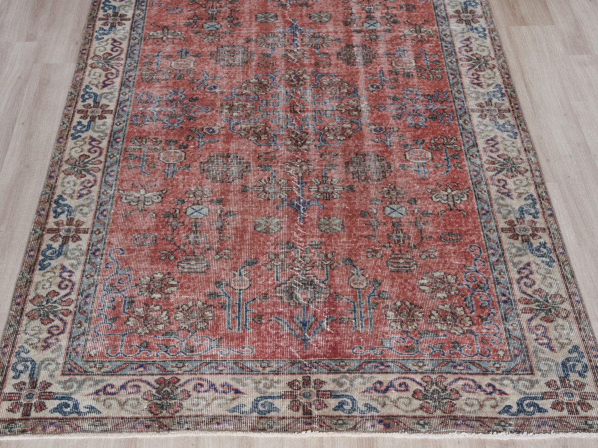 5'1" x 8'9" Vintage Red Turkish Scatter Rug