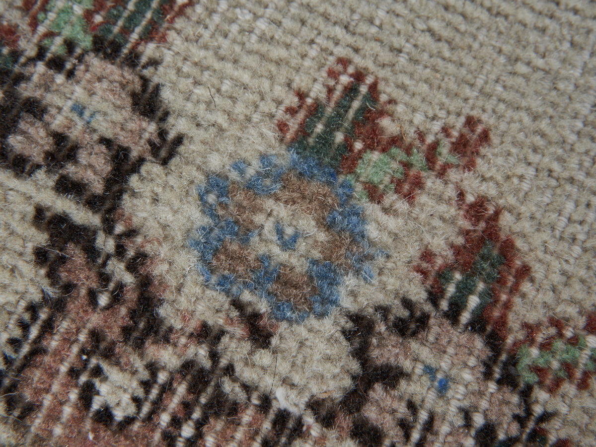 4'2" x 8'4" Vintage Turkish Scatter Rug