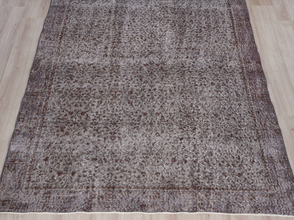 5' x 9'1" Vintage Turkish Scatter Rug