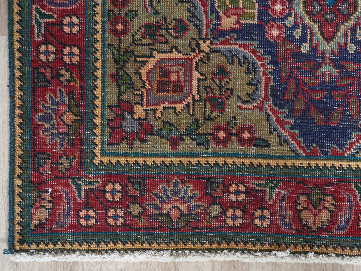 2'11" x 4'10" Small Oriental Persian Style Rug