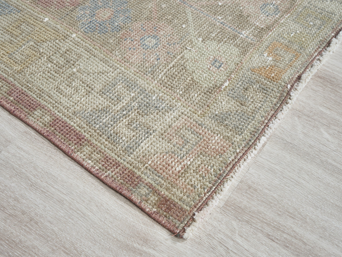 3'8" x 8'2" Neutral Vintage Turkish Rug