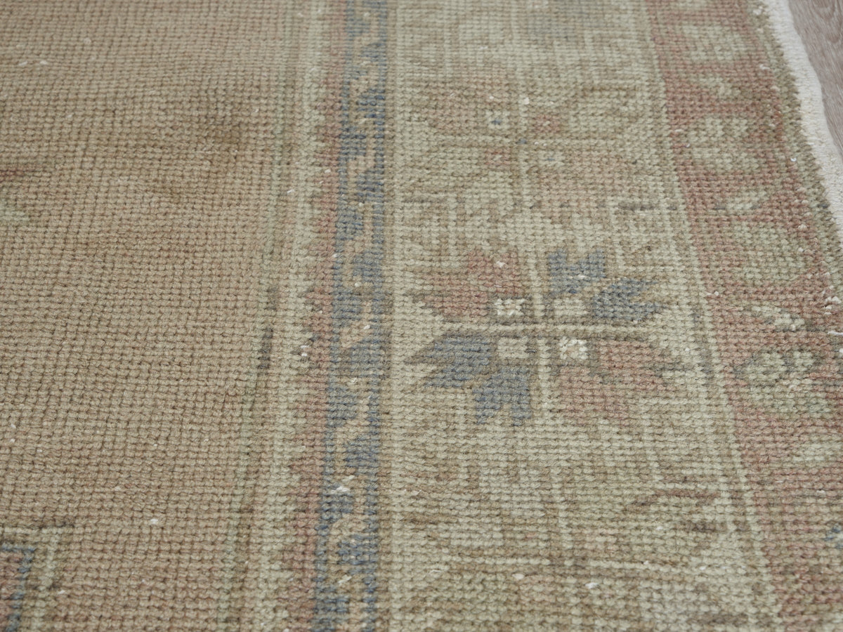 4'4" x 7'10" Neutral Vintage Turkish Rug