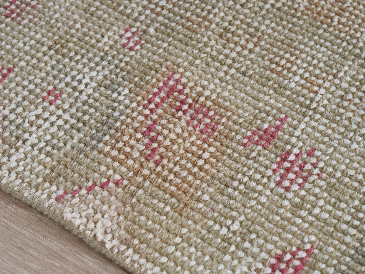 4' x 7'3" Neutral Pink Vintage Turkish Rug