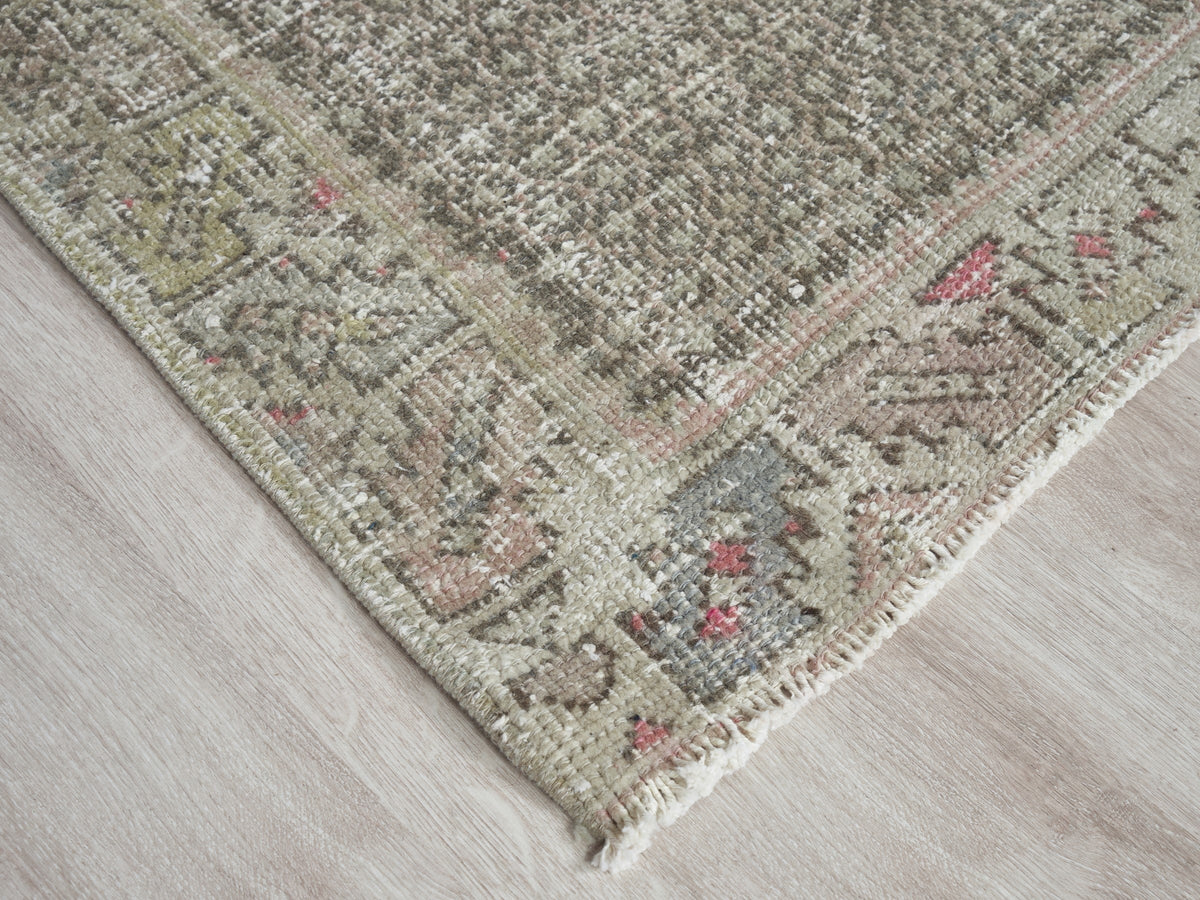 3'9" x 7'5" Vintage Neutral Handmade Vintage Rug