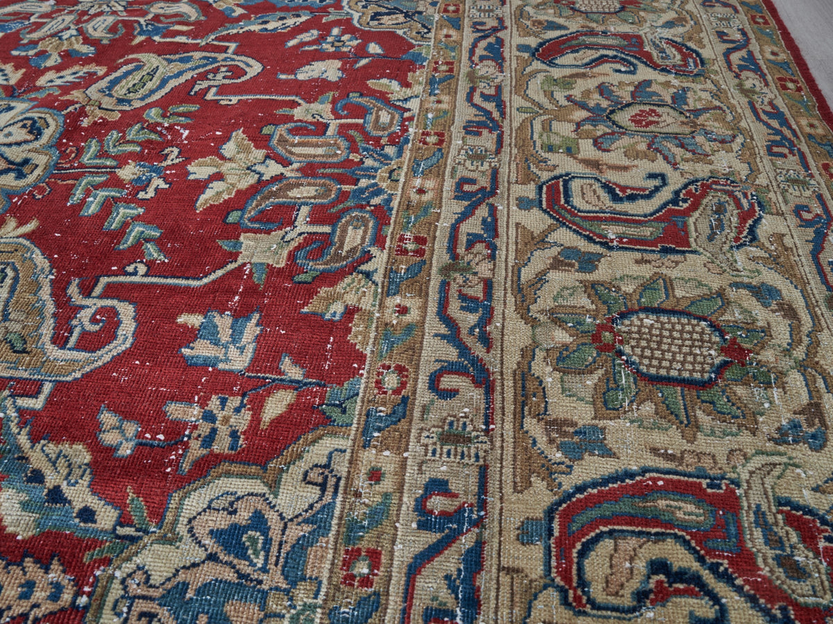 8'4" x 11'3" Oriental Persian Style Red Rug