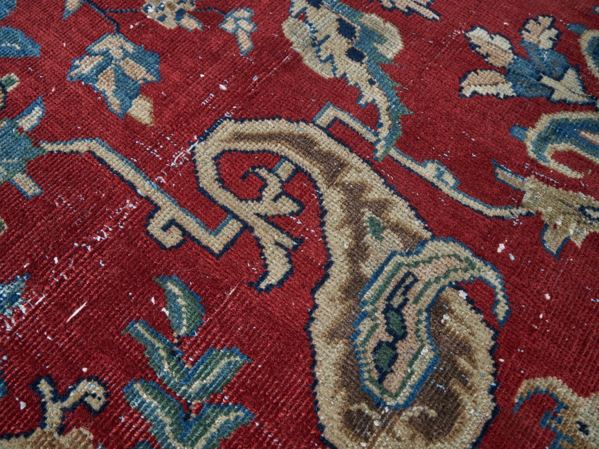 8'4" x 11'3" Oriental Persian Style Red Rug