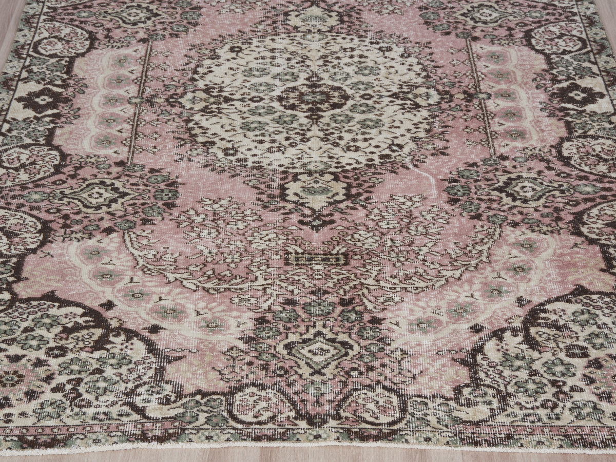 5'6" x 8'8" Pink Neutral Vintage Handmade Area Rug