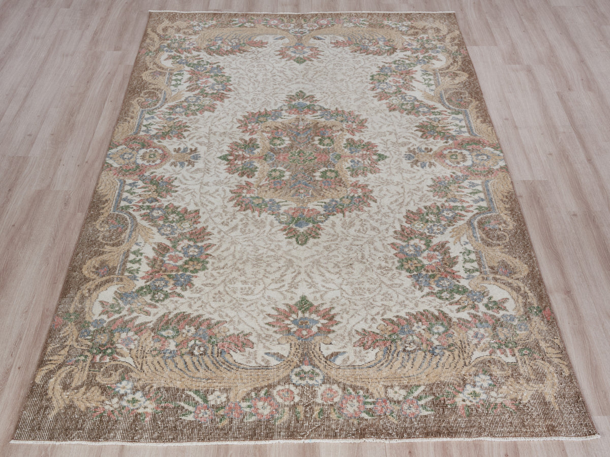 5'6" x 9'5" Neutral Vintage Turkish Area Rug