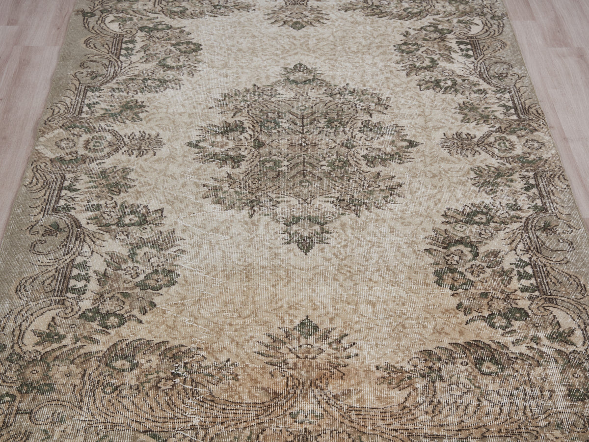 5'5" x 8'6" Hand-Knotted Vintage Turkish Area Rug