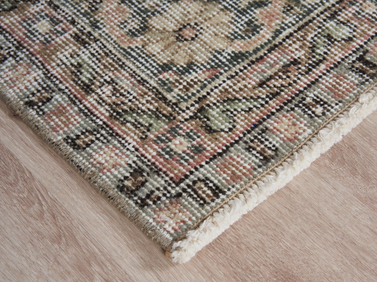 5'5" x 9' Neutral Vintage Hand-Knotted Rug