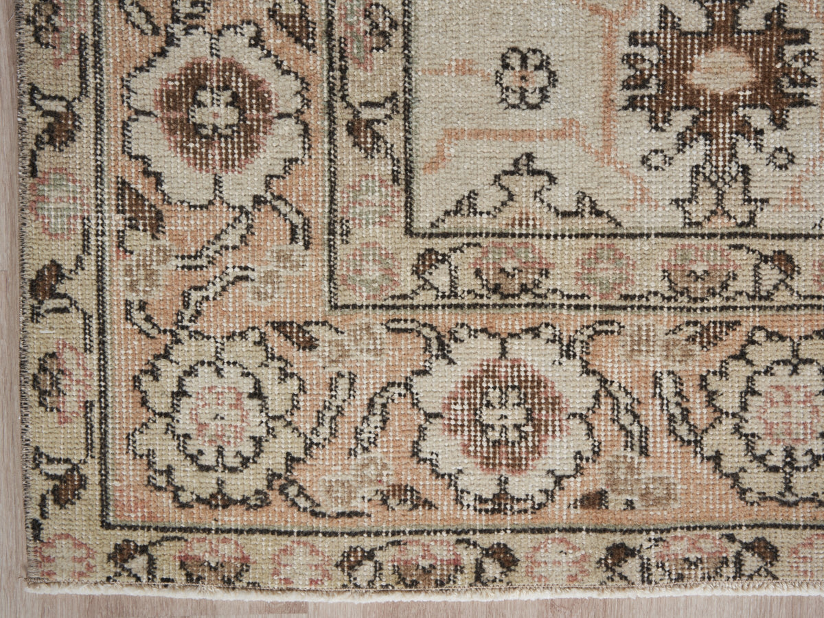 5'6" x 9'1" Neutral Vintage Turkish Rug