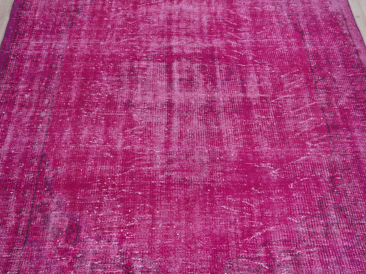 5'3" x 7'9" Purple Vintage Turkish Rug