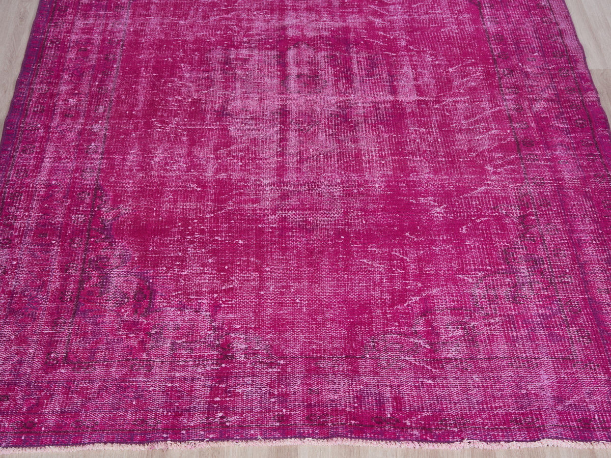 5'3" x 7'9" Purple Vintage Turkish Rug