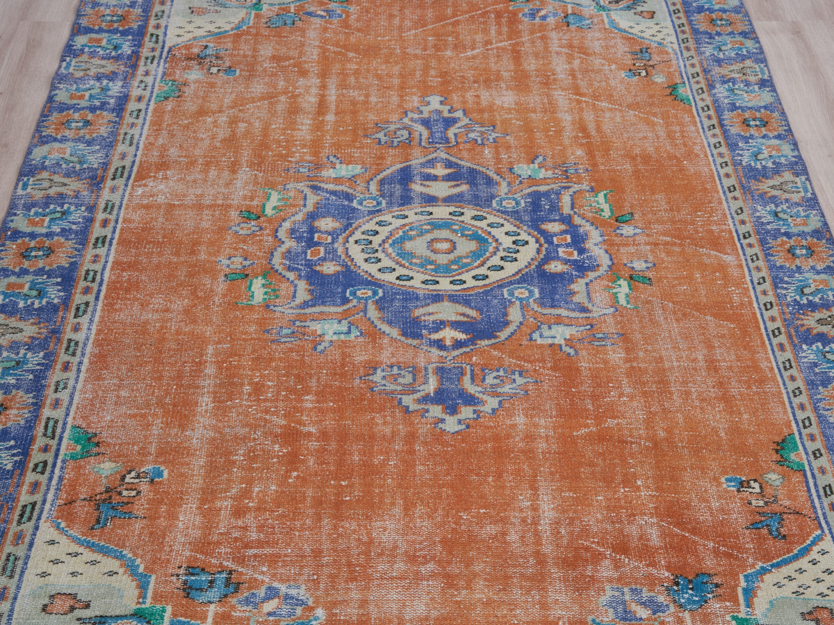 5'10" x 9'8" Hand-Knotted Vintage Turkish Area Rug