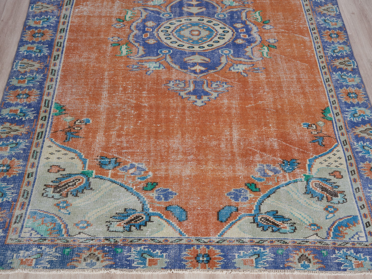 5'10" x 9'8" Hand-Knotted Vintage Turkish Area Rug