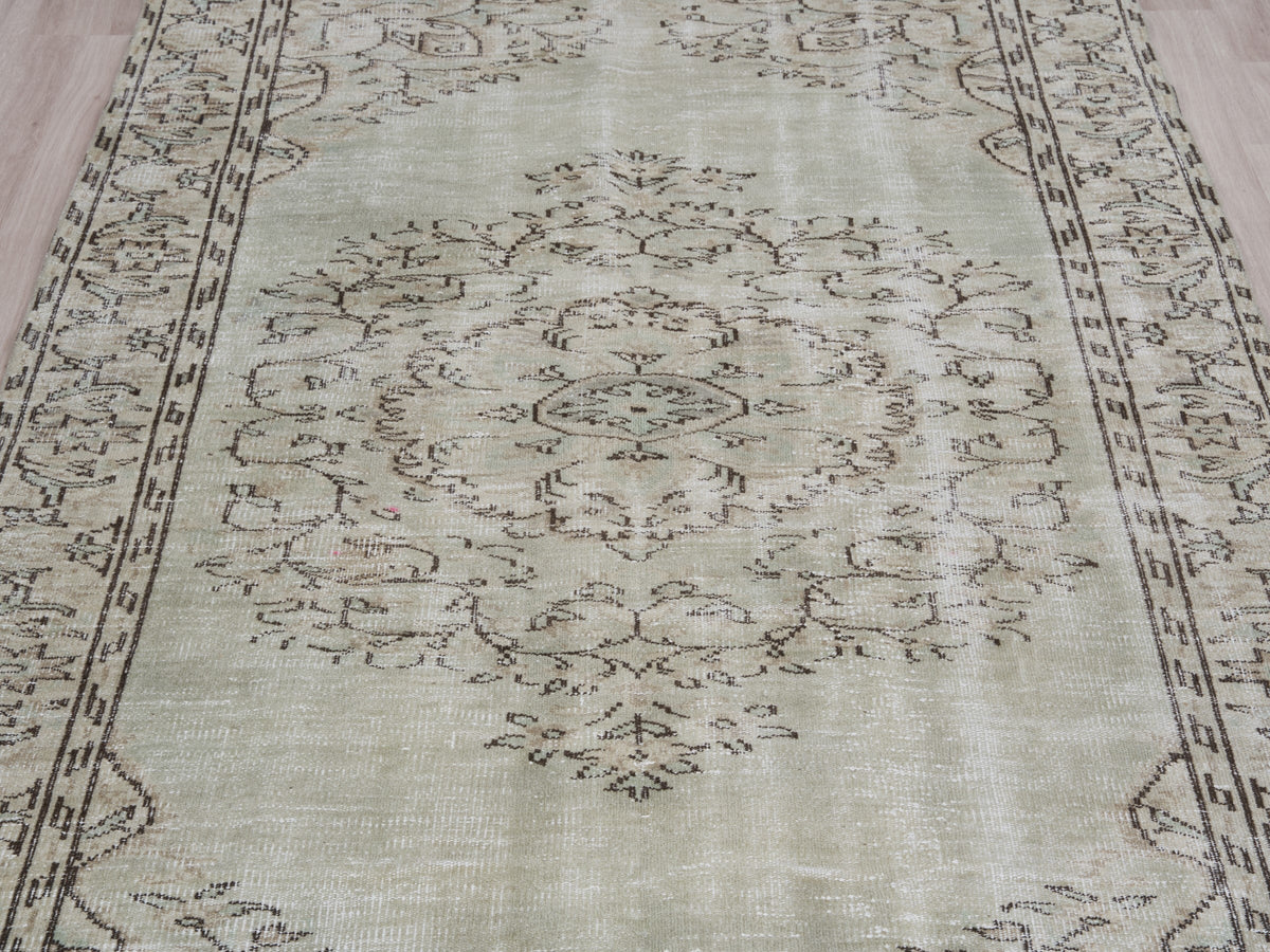 5'11" x 9'11" Neutral Vintage Turkish Area Rug